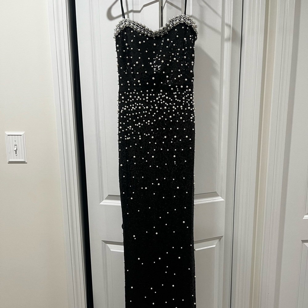 Strapless Elegant Black Pearl-Embellished Gown